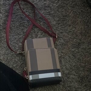 Stylish Tan and Red Crossbody Bag